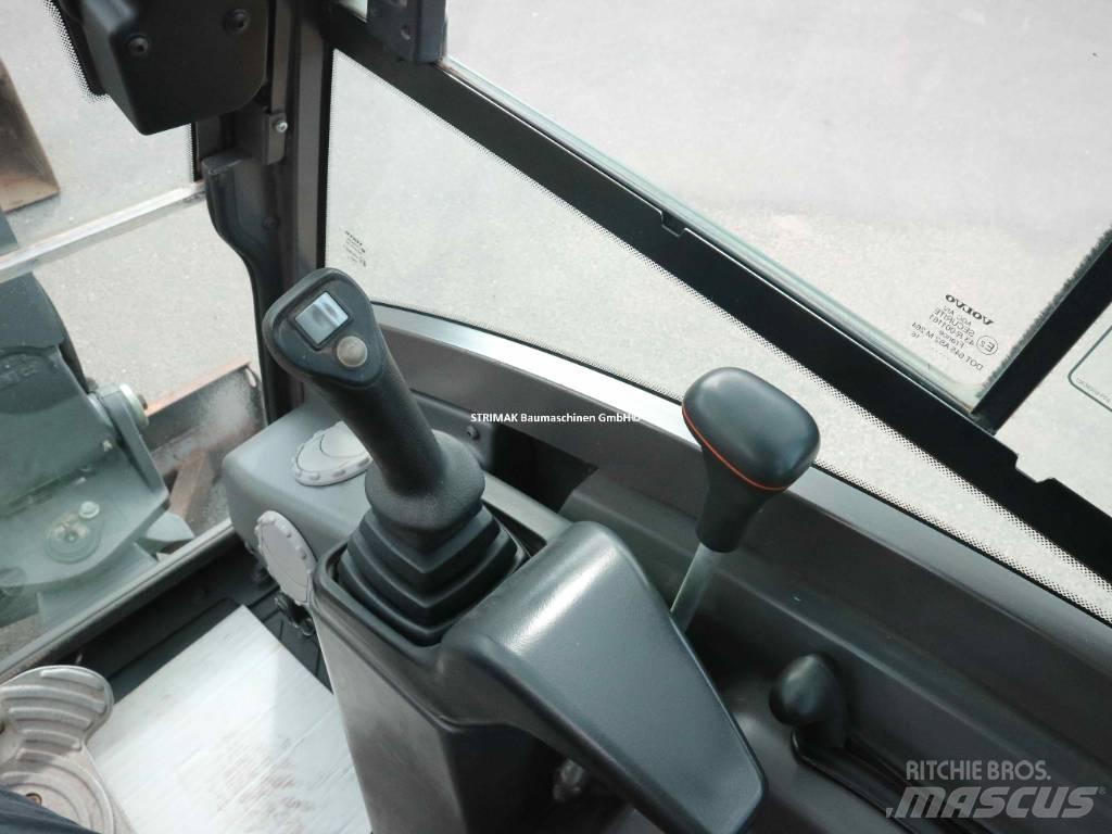 Volvo ECR 25 D 소형 굴삭기 7톤 미만