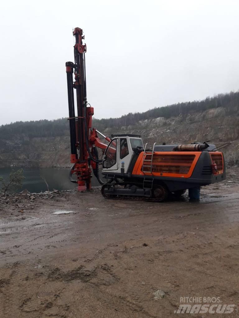 Sandvik DI 500 중형 드릴 장비