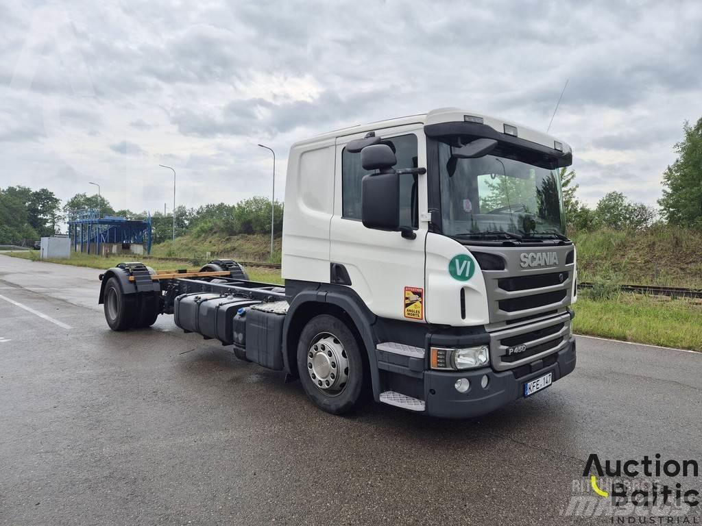 Scania P 450 새시 운전실 트럭