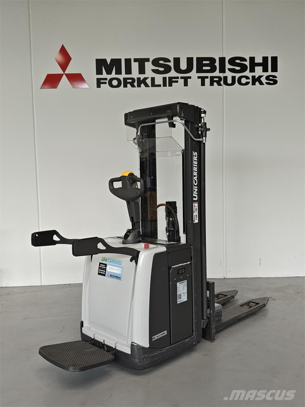 Atlet PSP160 보행식 리치 지게차