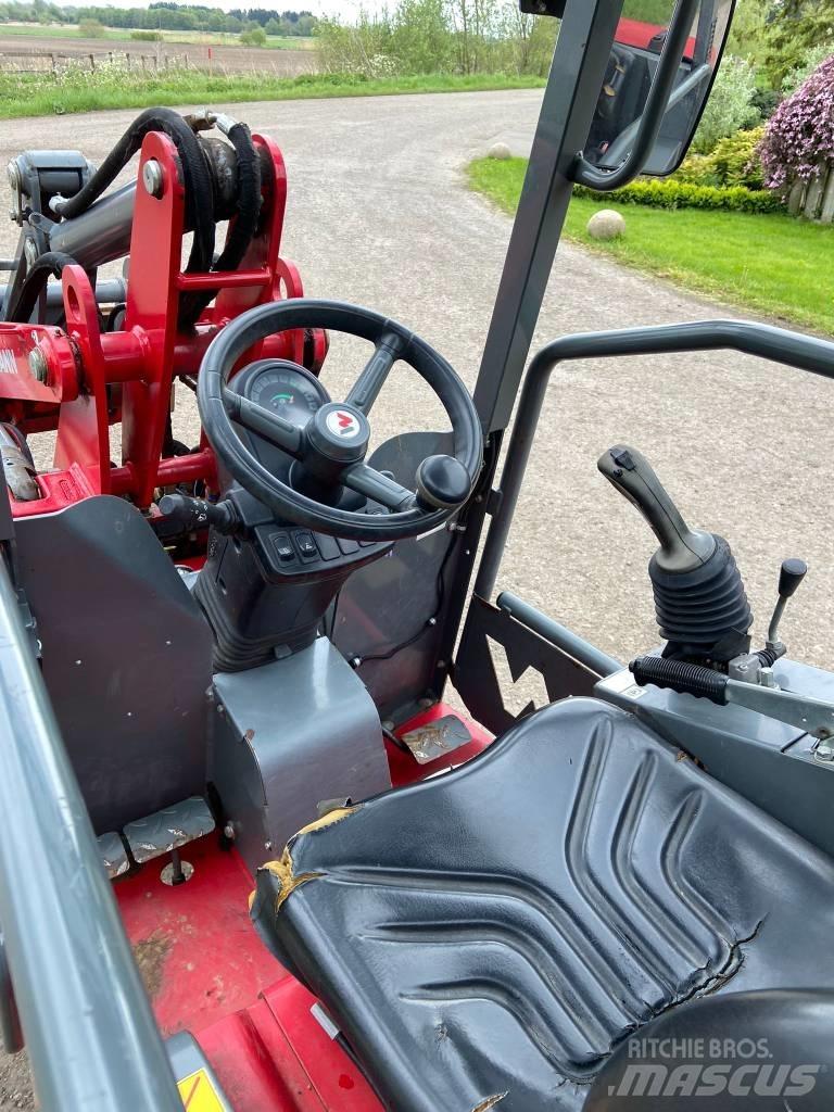 Weidemann 1240LP 미니 로더