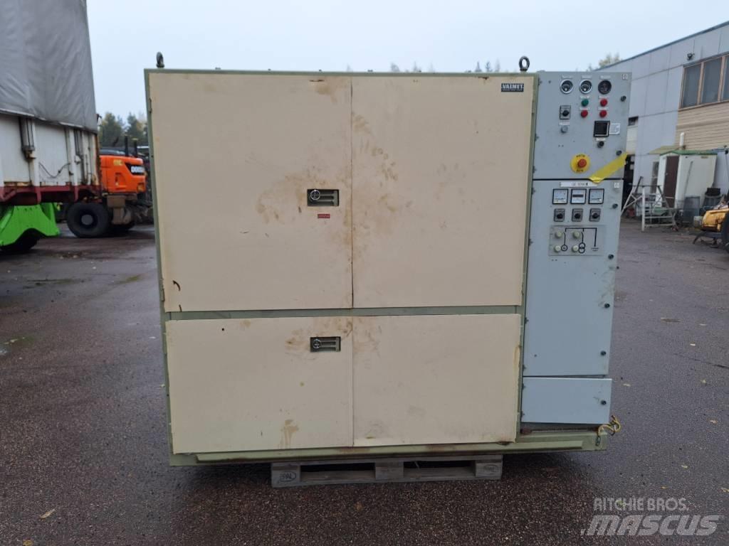 Valmet 611DS-AOP200 디젤 발전기