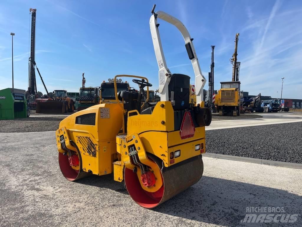 Bomag BW 100 AD-4 트윈 드럼 롤러
