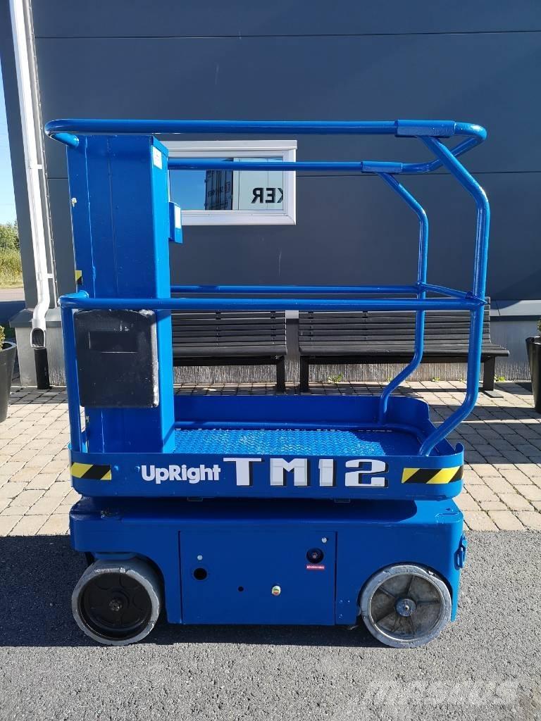 UpRight TM12 관절형 전동이동 리프트