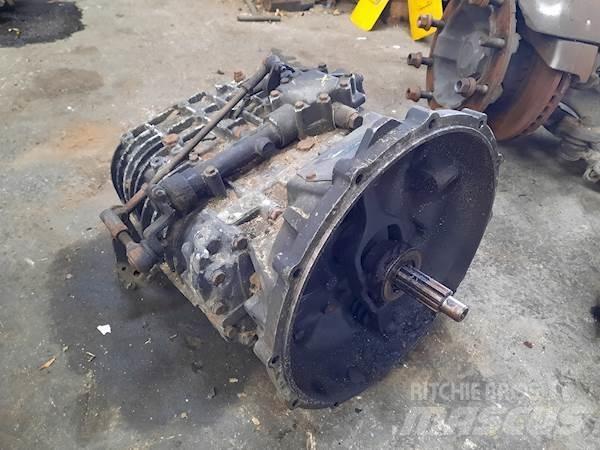 ZF 6S890 기어박스