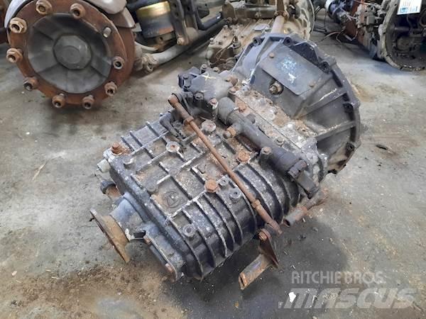 ZF 6S890 기어박스