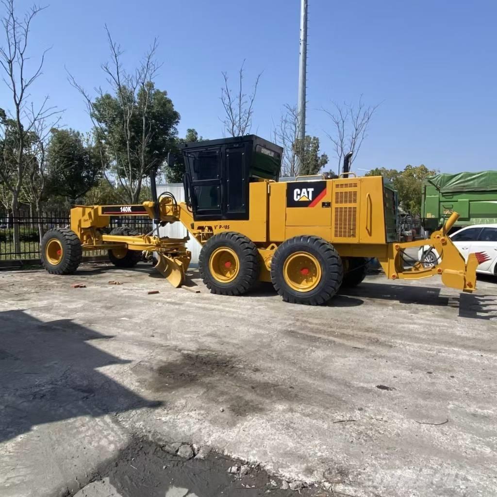 CAT 140 K 그레이더