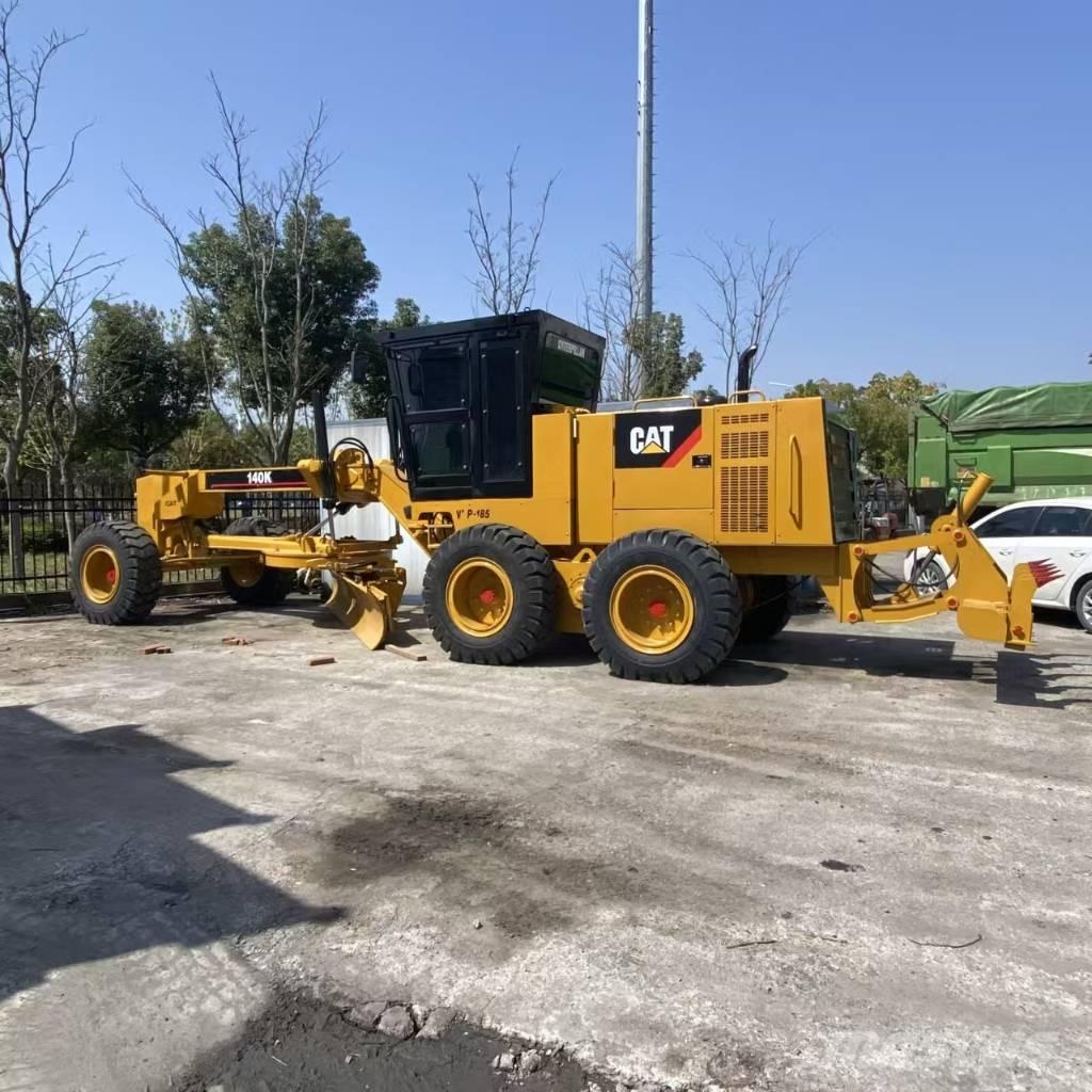 CAT 140 K 그레이더
