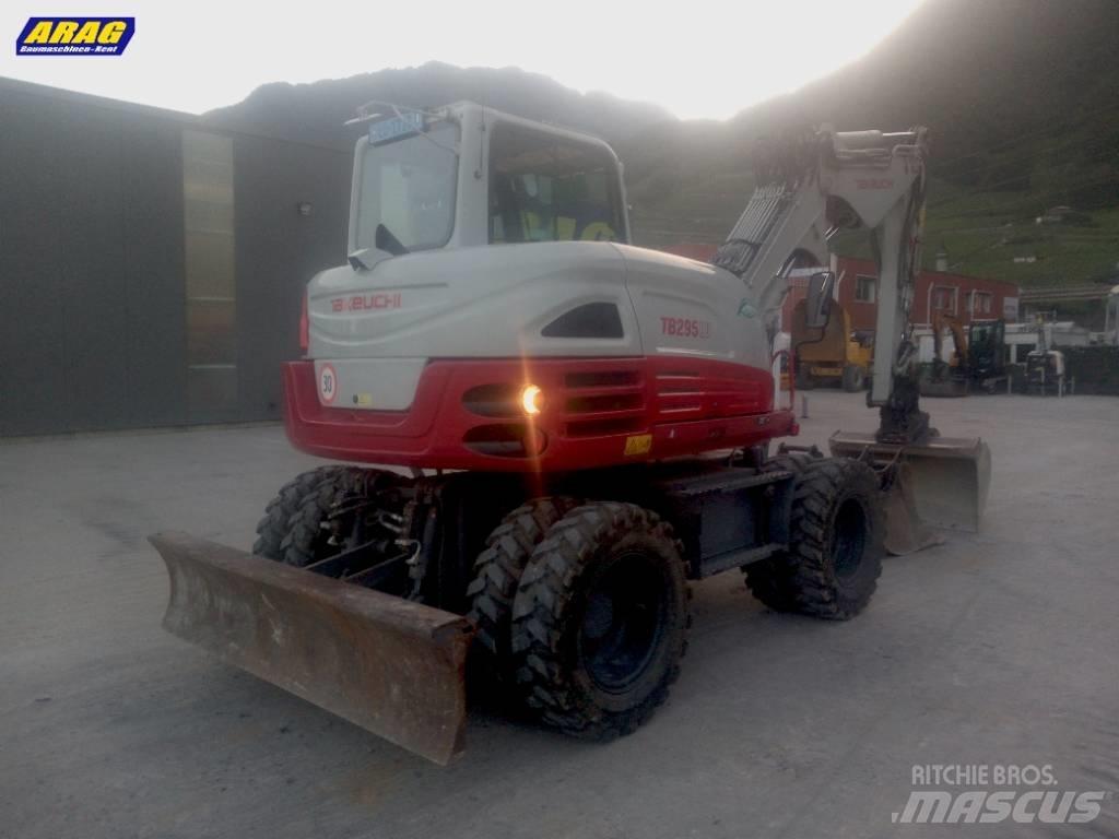 Takeuchi TB 295 W  휠 굴삭기