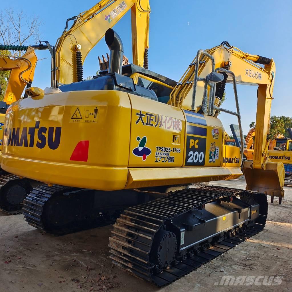 Komatsu PC 200-8 대형 굴삭기 29톤 이상