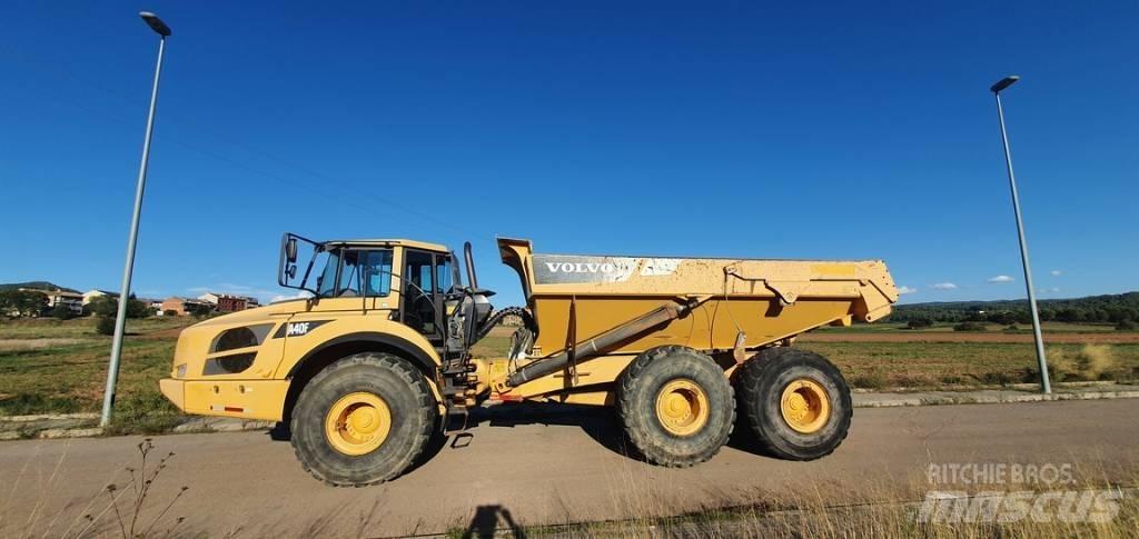 Volvo A 40 F 연결식 홀러
