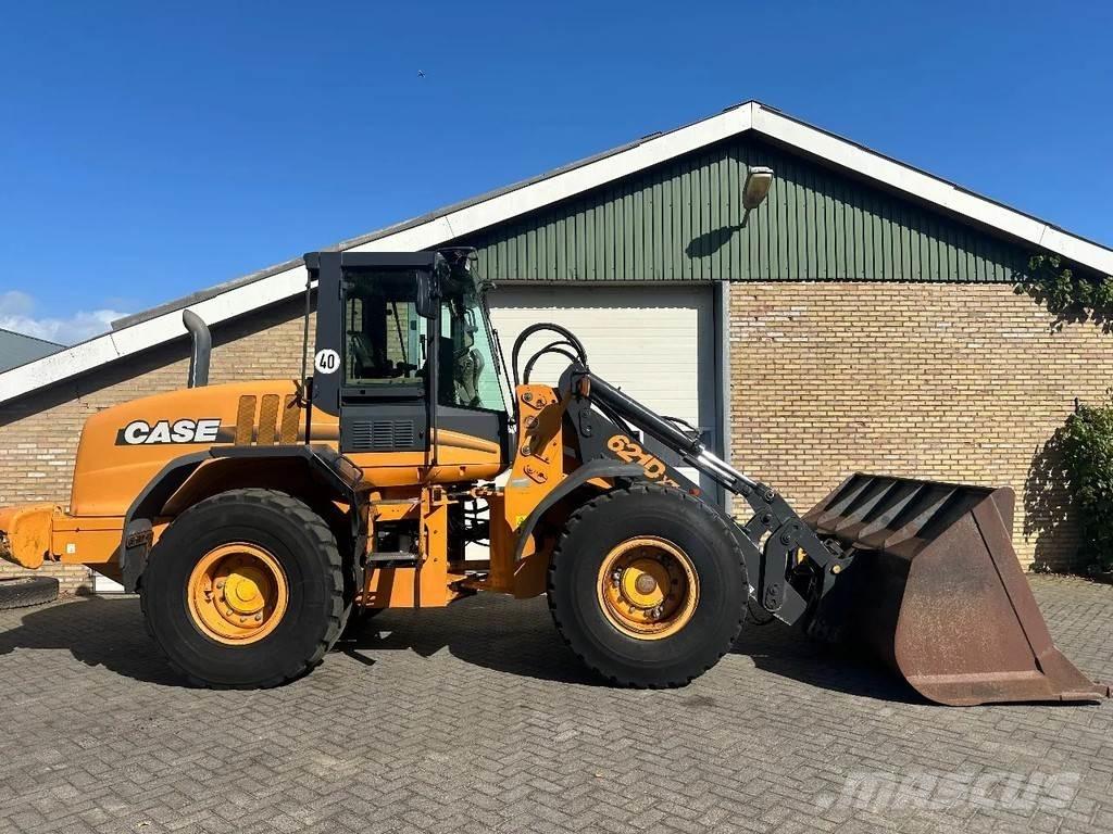 CASE 621D XT  휠로우더