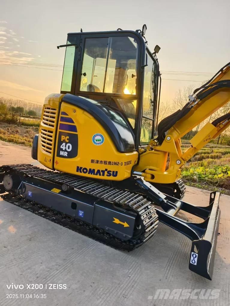 Komatsu PC 40 MR 소형 굴삭기 7톤 미만