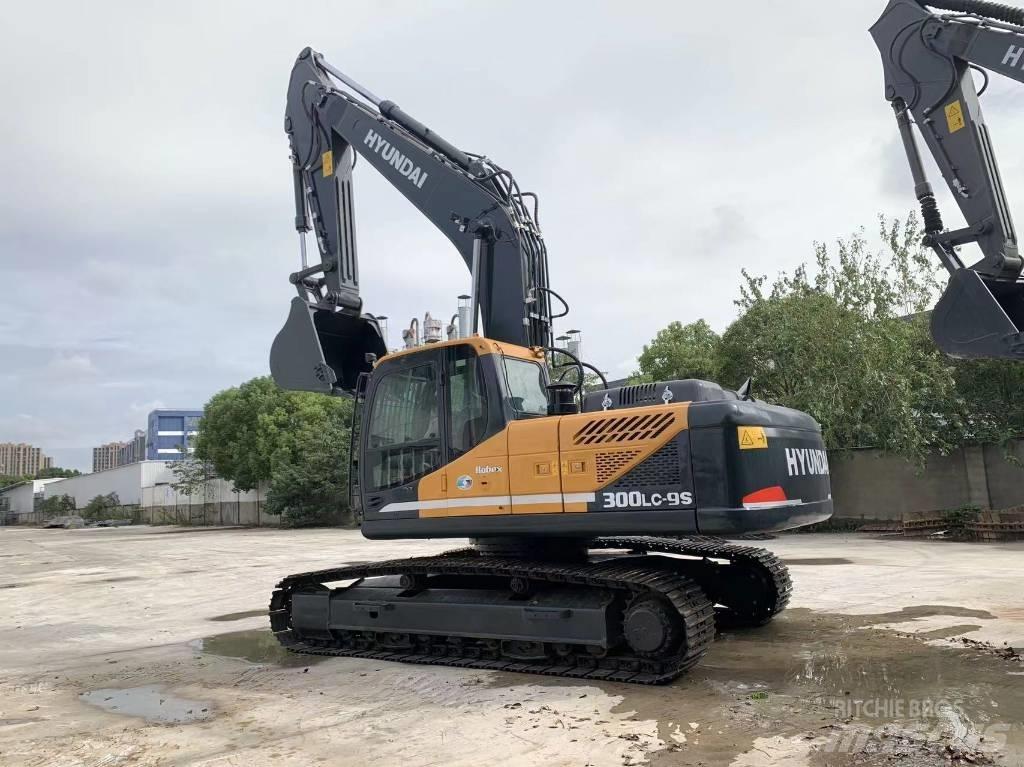 Hyundai R300LC-9S 중형굴삭기 7톤-28톤