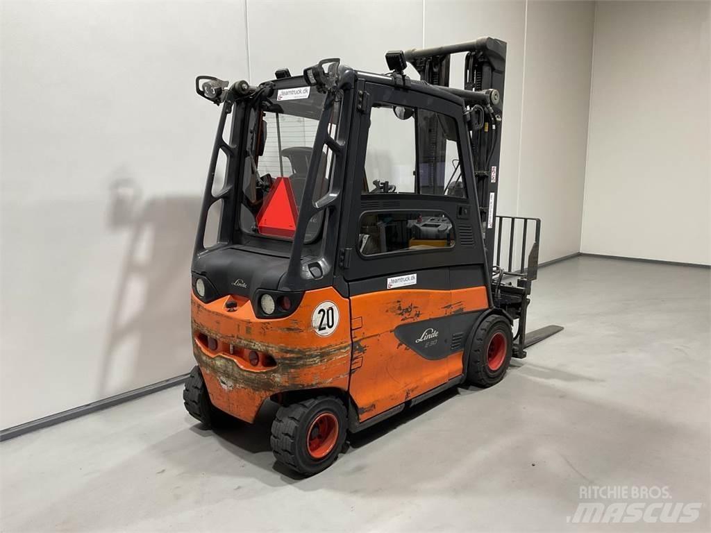 Linde E30/600-02 전동 지게차