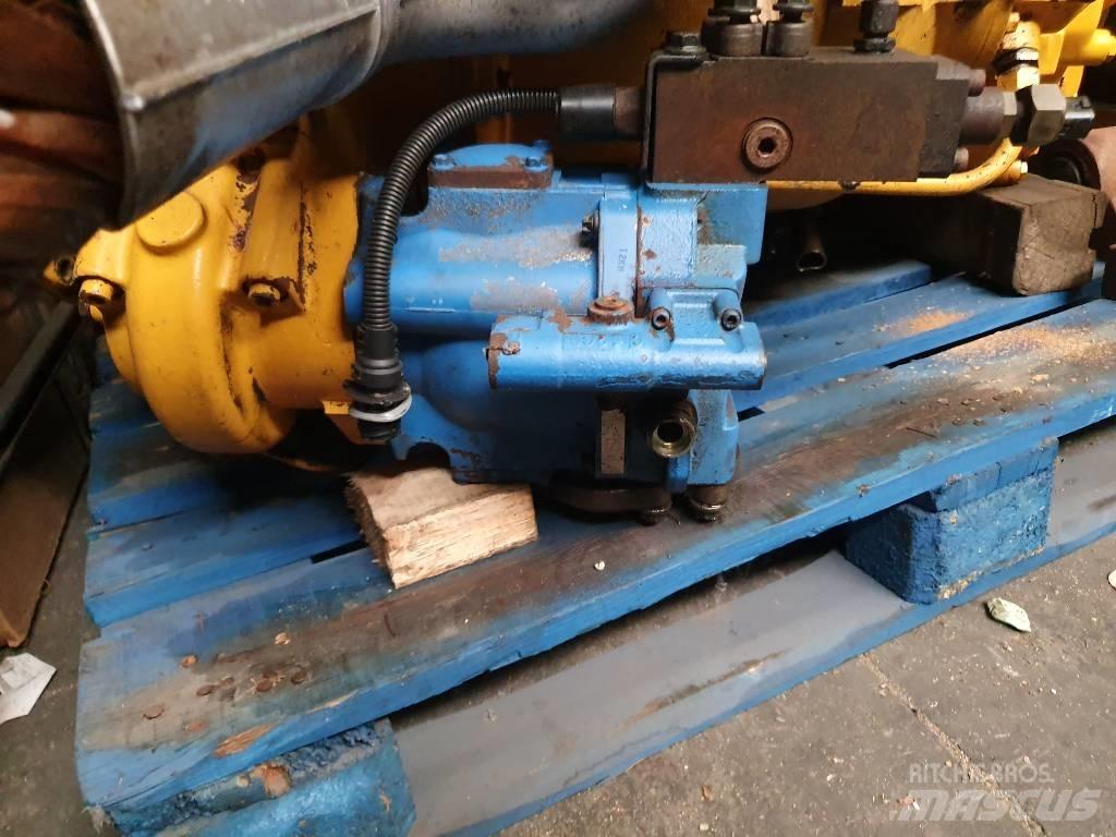 Volvo L90D 유압식 기계