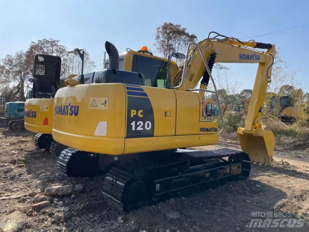 Komatsu PC 120 대형 굴삭기 29톤 이상