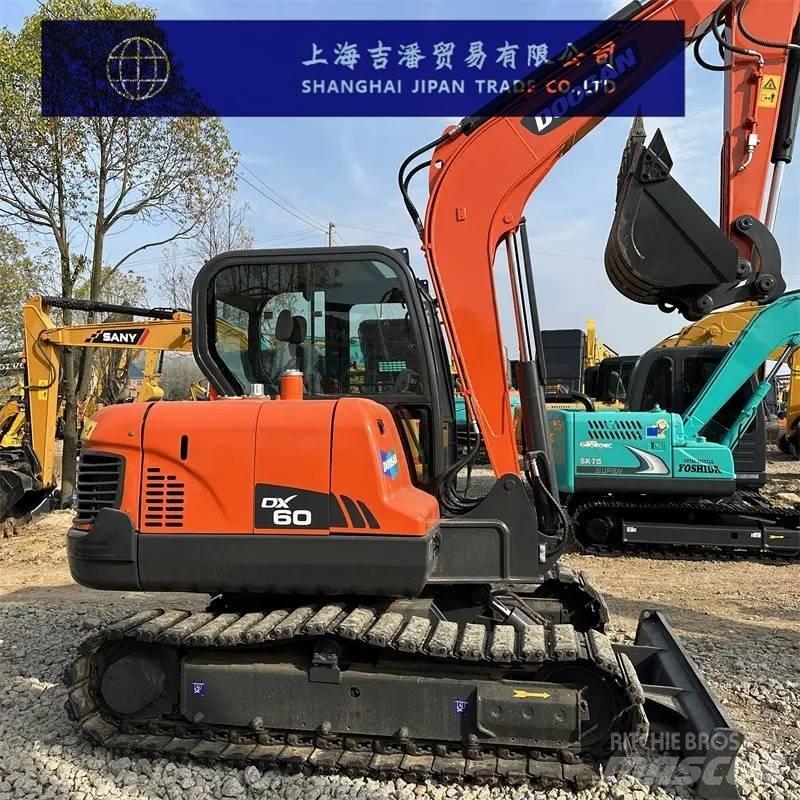 Doosan DH 60 소형 굴삭기 7톤 미만