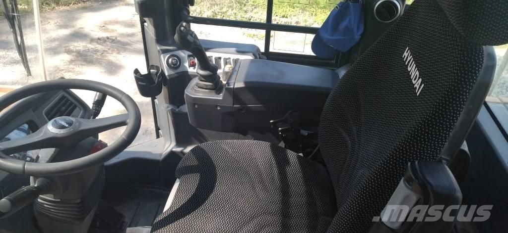 Hyundai HL 960 A  휠로우더