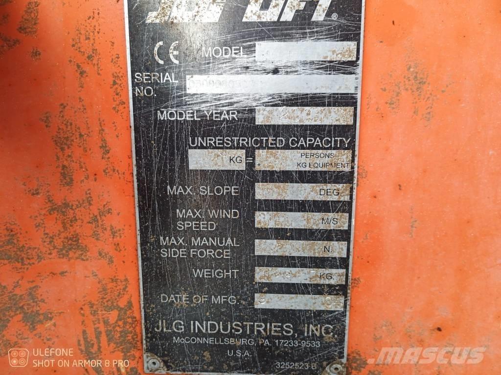 JLG 600 AJ 관절형 전동이동 리프트