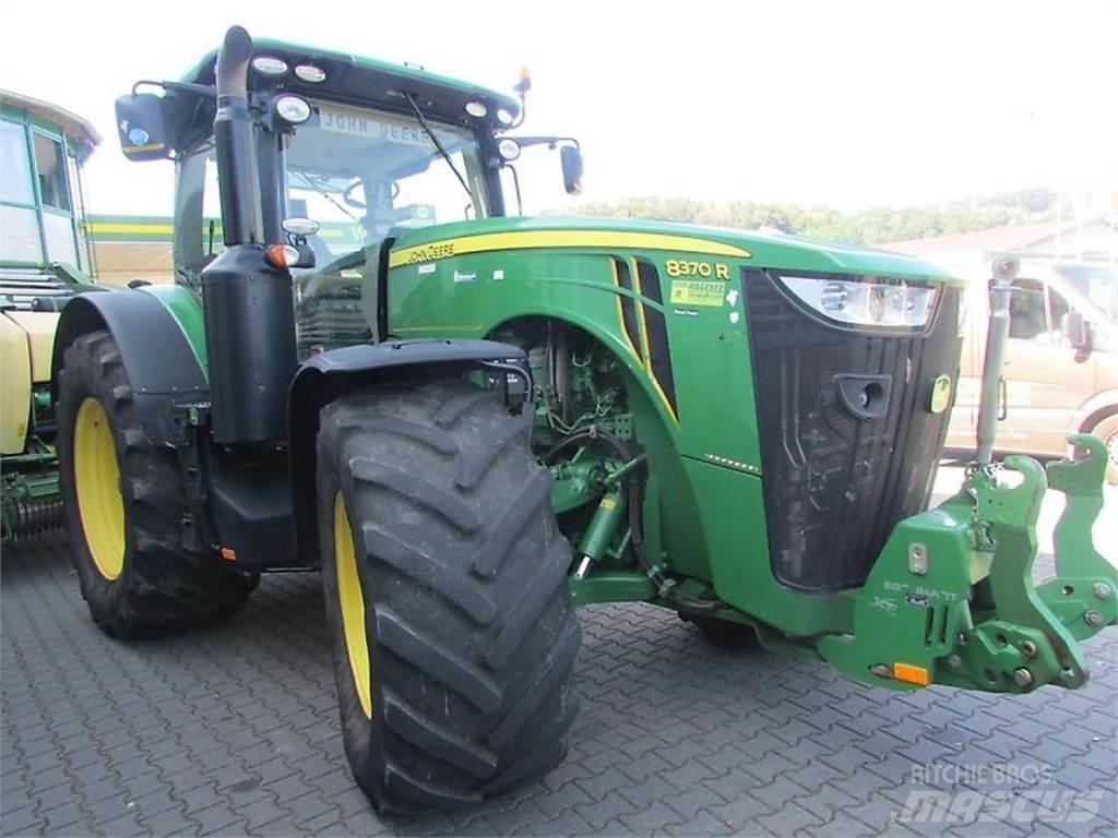 John Deere 8370R 트랙터