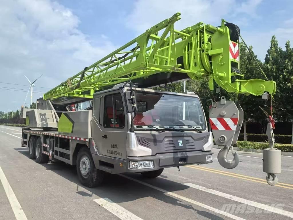 Zoomlion ZCT 251 V 윈치, 호이스트 및 자재 리프트