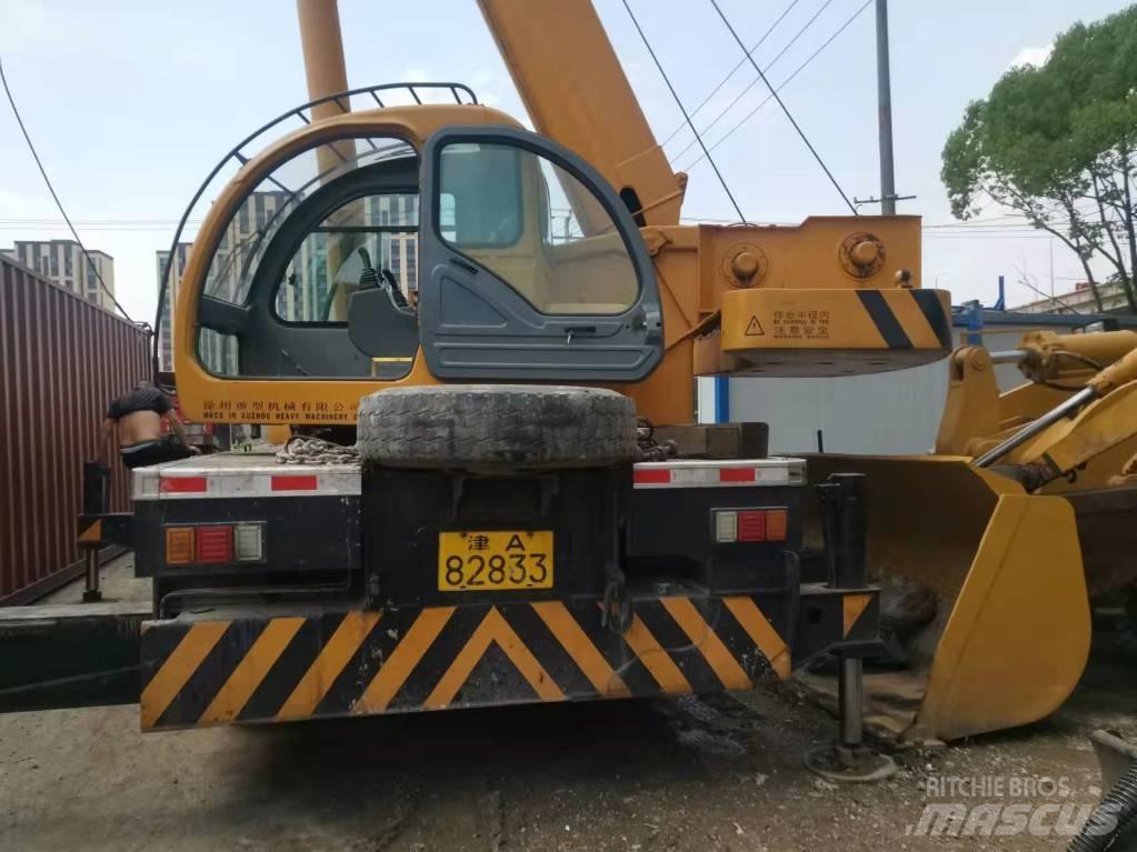 XCMG QY25K A/T 크레인