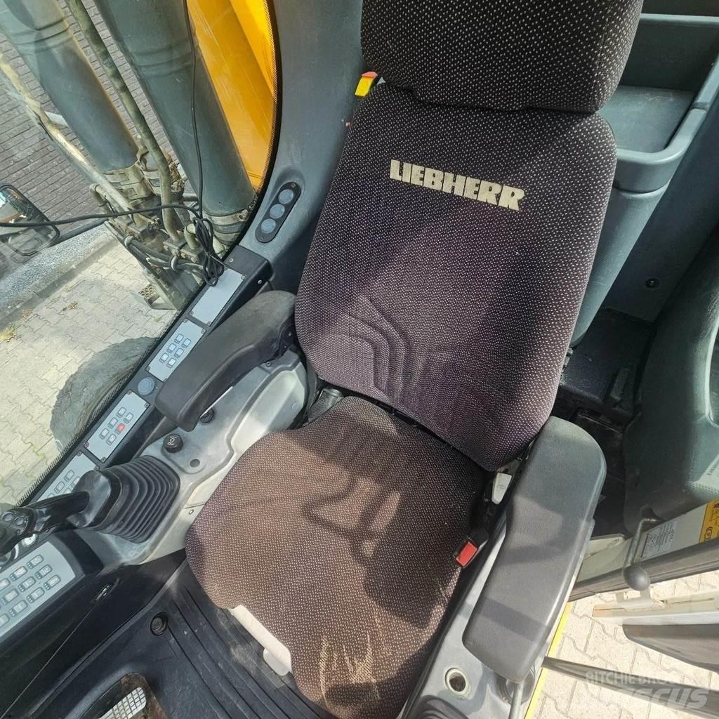 Liebherr LH22 폐기물/산업 처리기