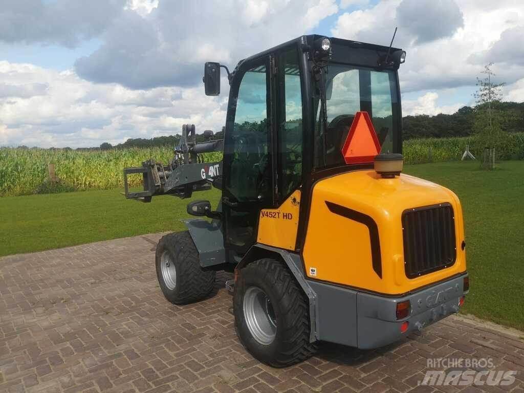 GiANT V 452 T HD  휠로우더