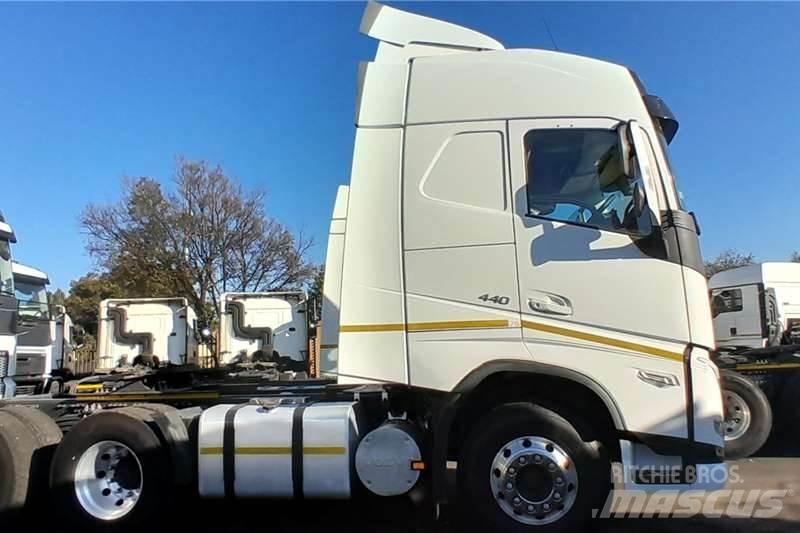 Volvo FH 440 기타 트럭