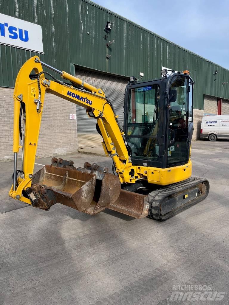 Komatsu PC26MR-5 소형 굴삭기 7톤 미만