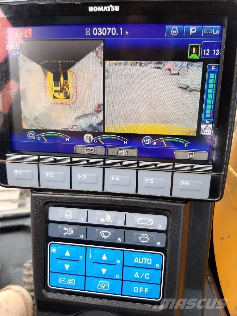 Komatsu PC 138 US-11 대형 굴삭기 29톤 이상