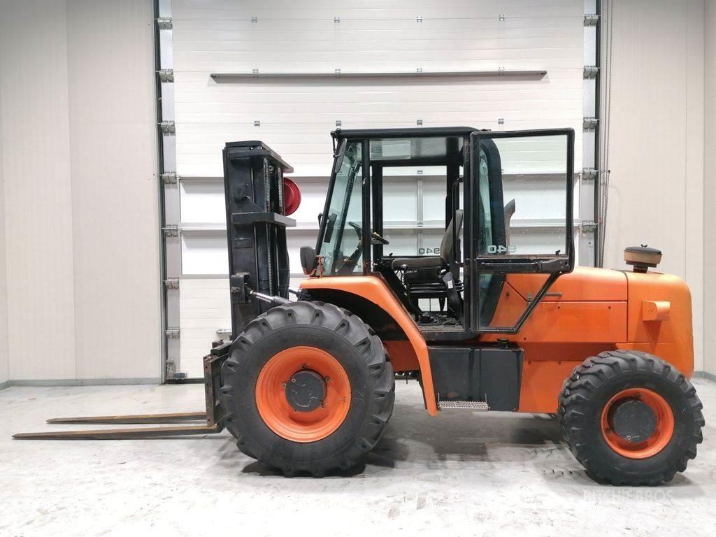 JCB 940 험지용 트럭