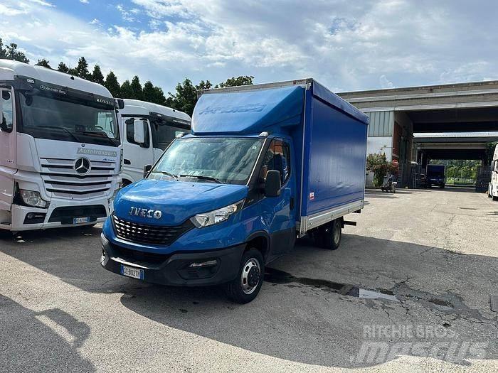 Iveco 35C16 기타
