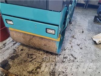 Bomag BW 100 AD-4 트윈 드럼 롤러