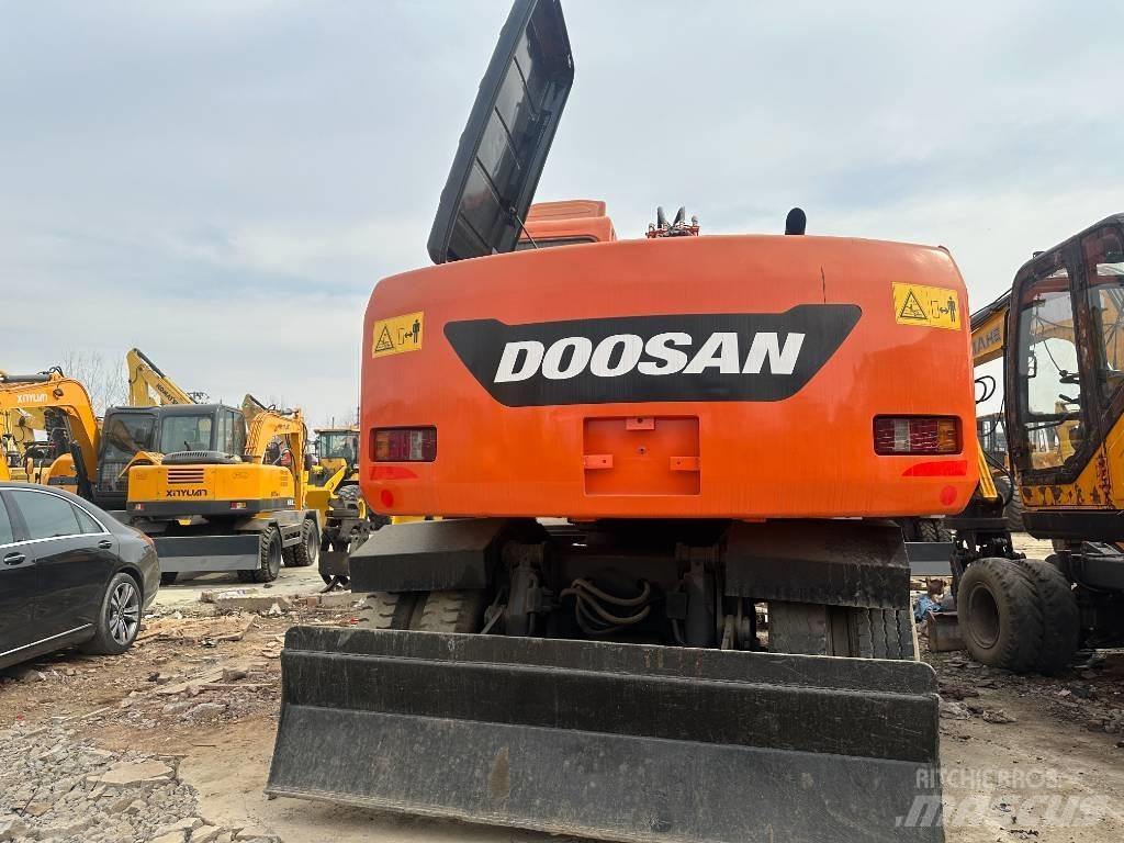 Doosan 150  휠 굴삭기