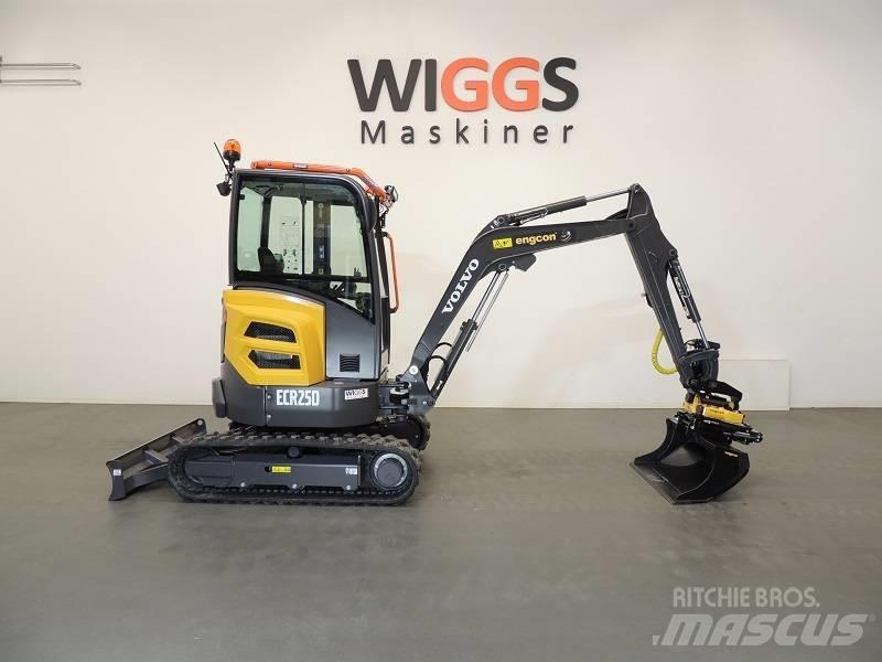 Volvo ECR25D 소형 굴삭기 7톤 미만