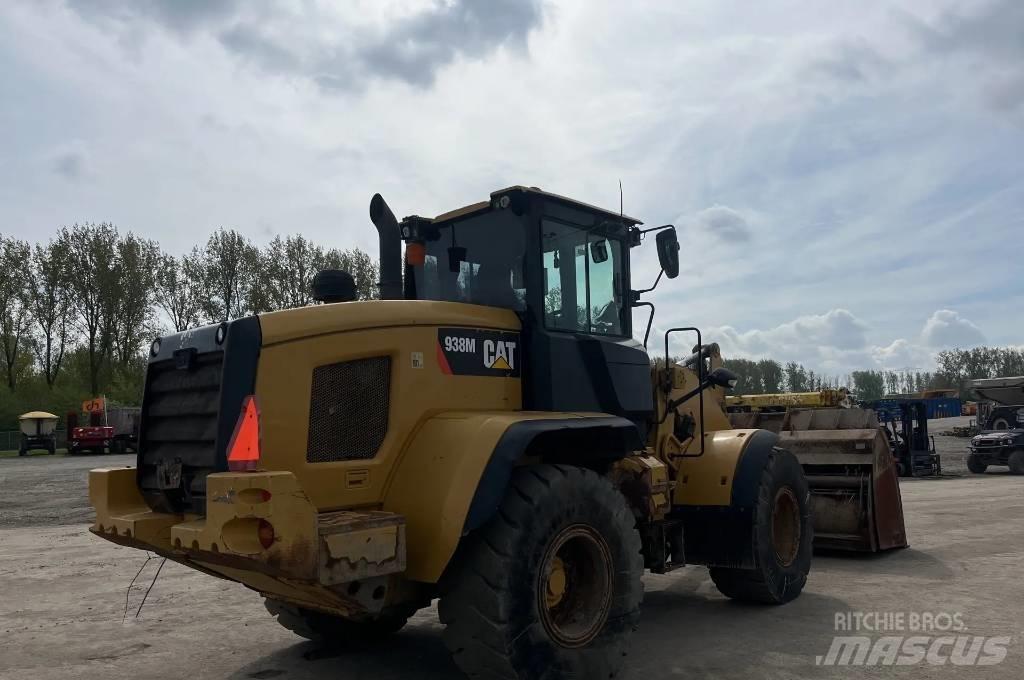 CAT 938 M  휠로우더
