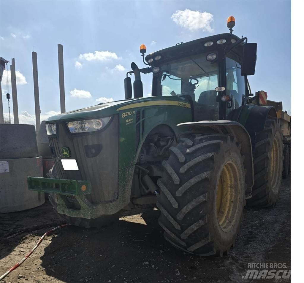 John Deere 8370R 트랙터