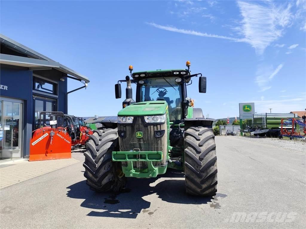 John Deere 8370R 트랙터