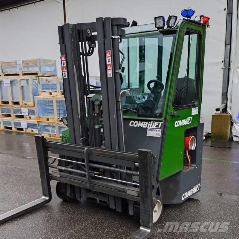 Combilift CB 2500 4방향 리치트럭