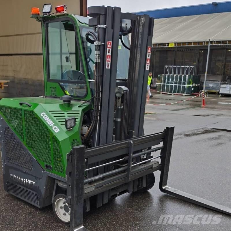 Combilift CB 2500 4방향 리치트럭
