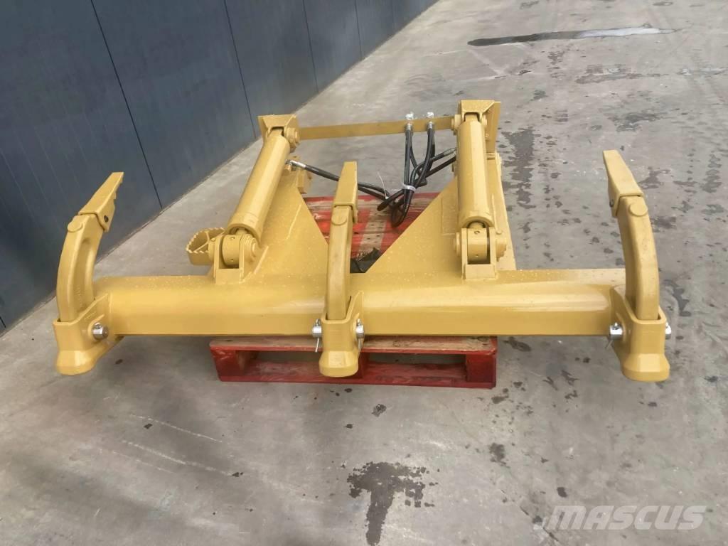 CAT D5M Ripper 스크레퍼