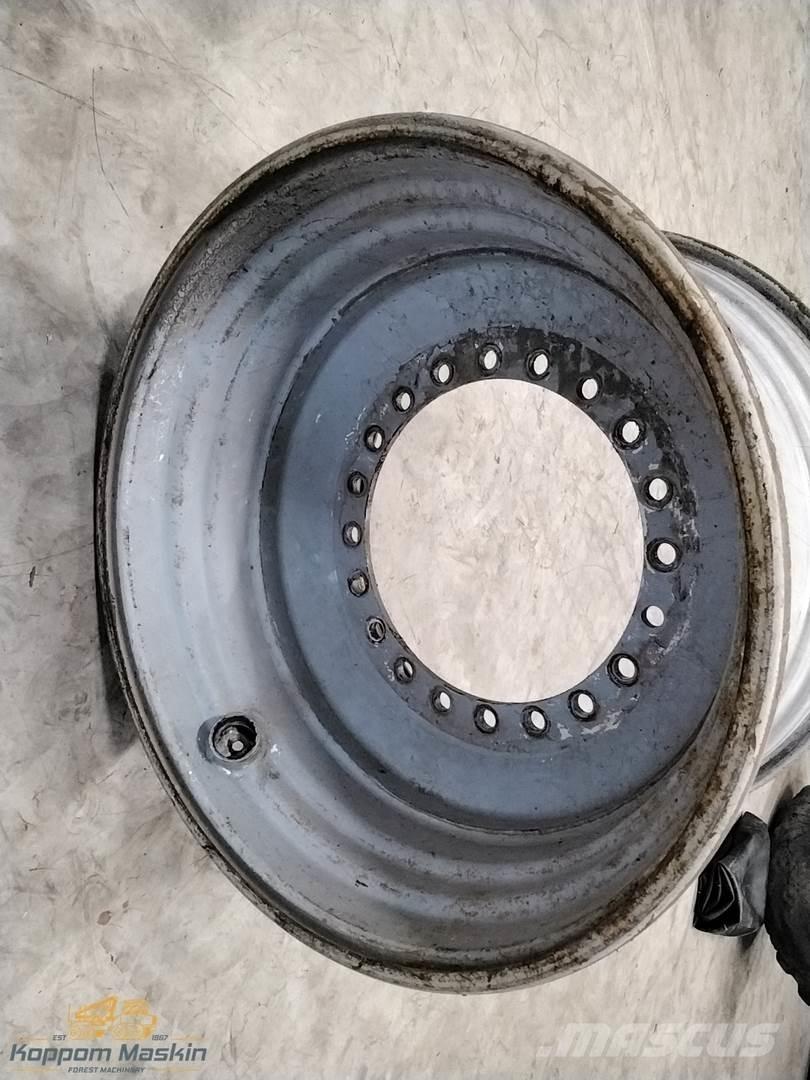 Valmet 941 20x34 타이어, 휠 및 림