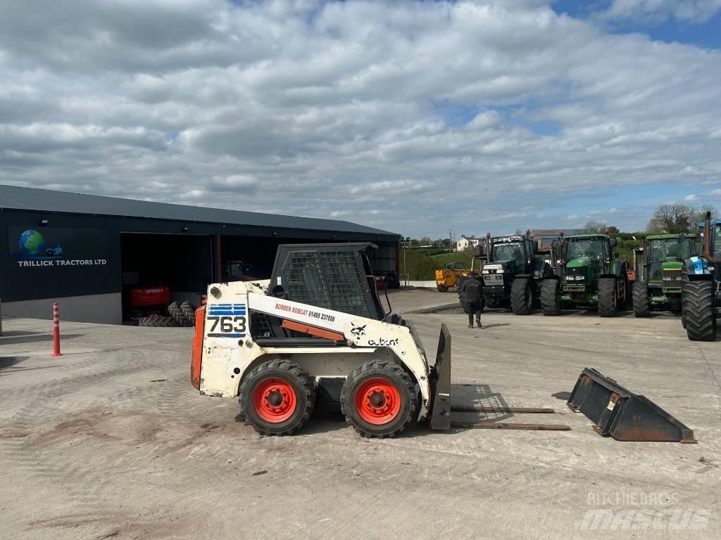 Bobcat 763  스키드로더