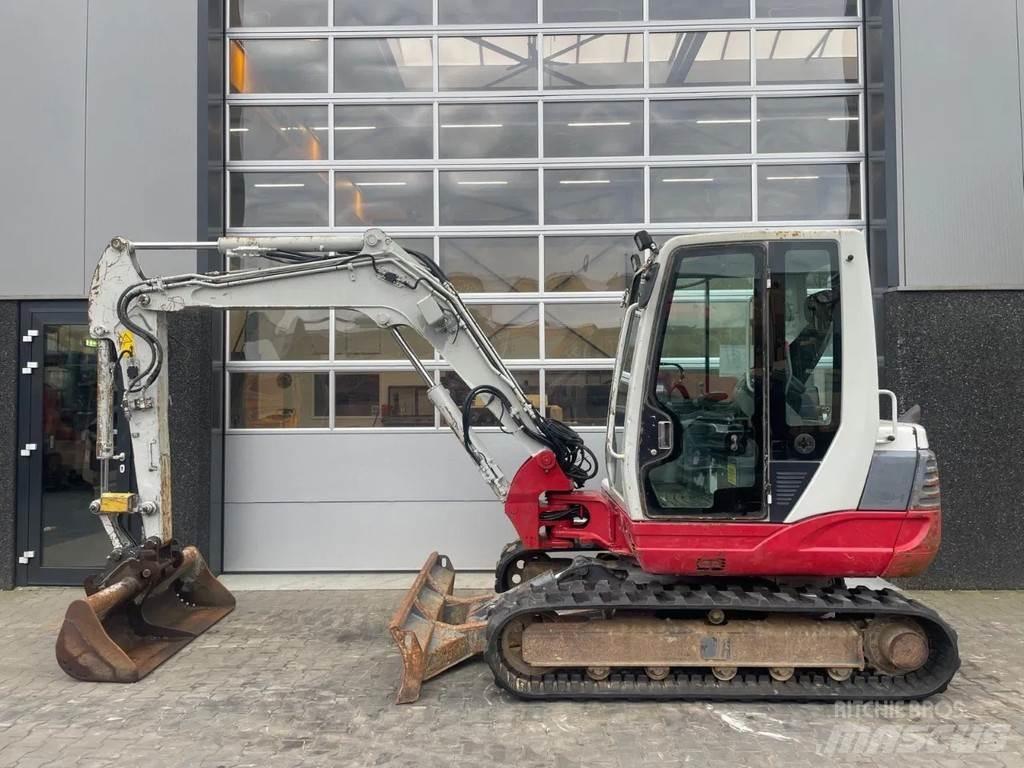 Takeuchi TB250 소형 굴삭기 7톤 미만