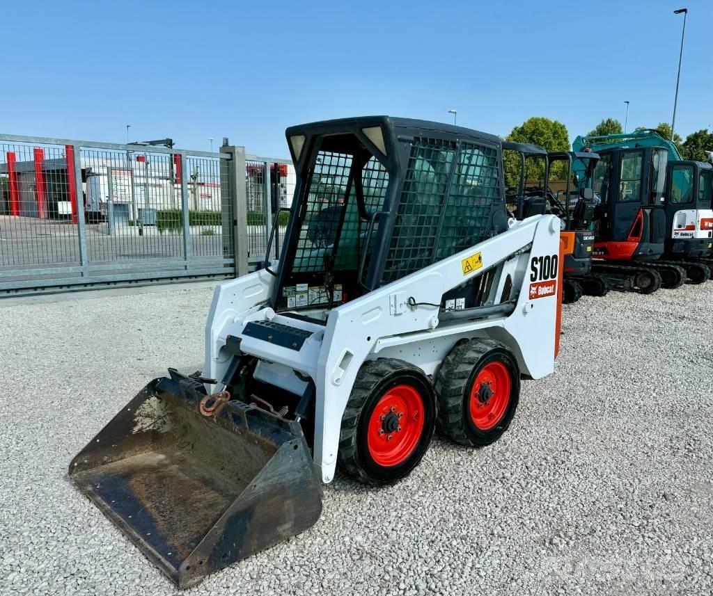 Bobcat S 100  스키드로더
