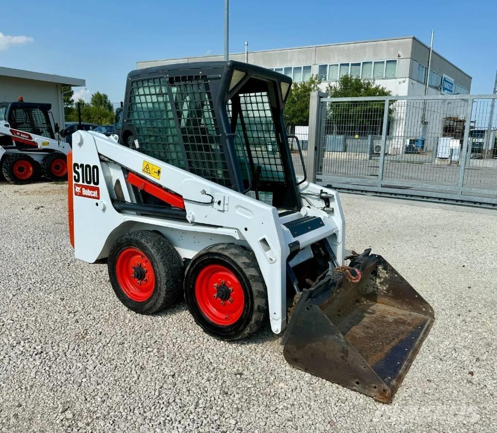 Bobcat S 100  스키드로더