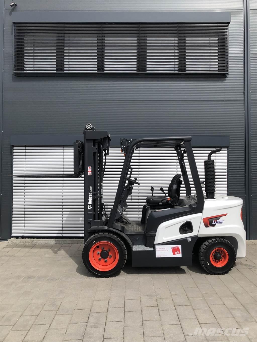 Bobcat D30NX 디젤 지게차