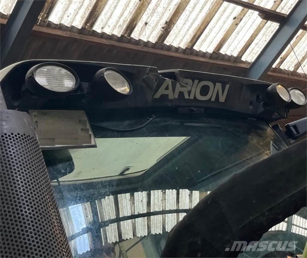 CLAAS Arion 420 트랙터